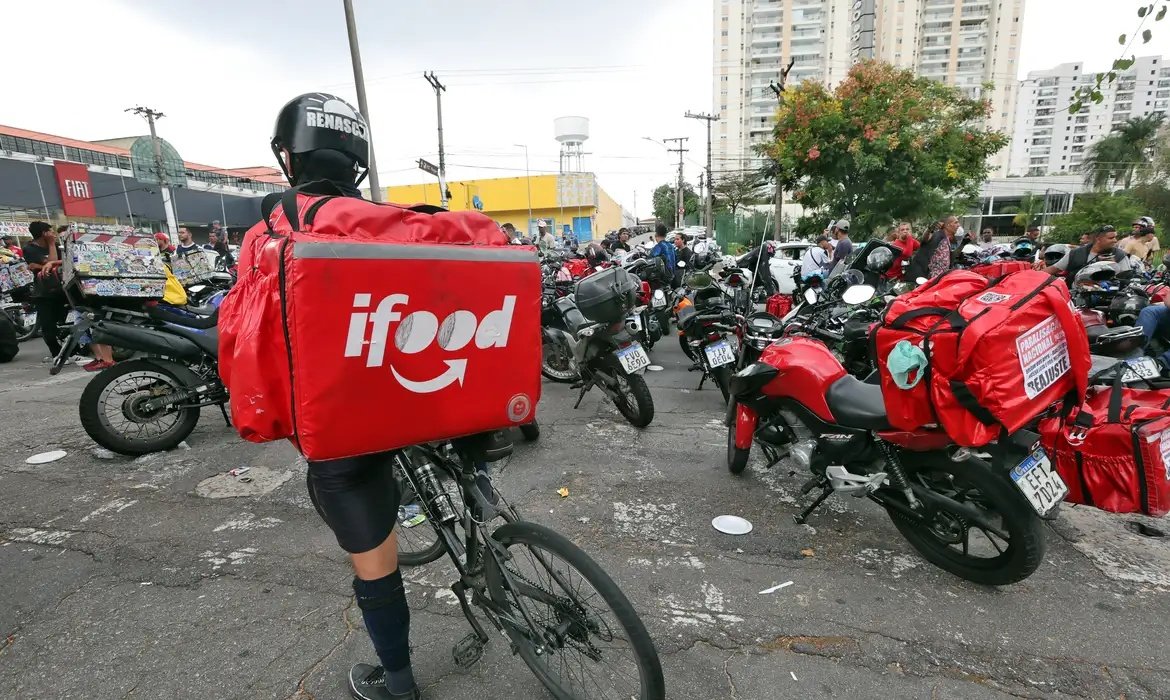 Anvisa muda restrições de remédios em grandes plataformas