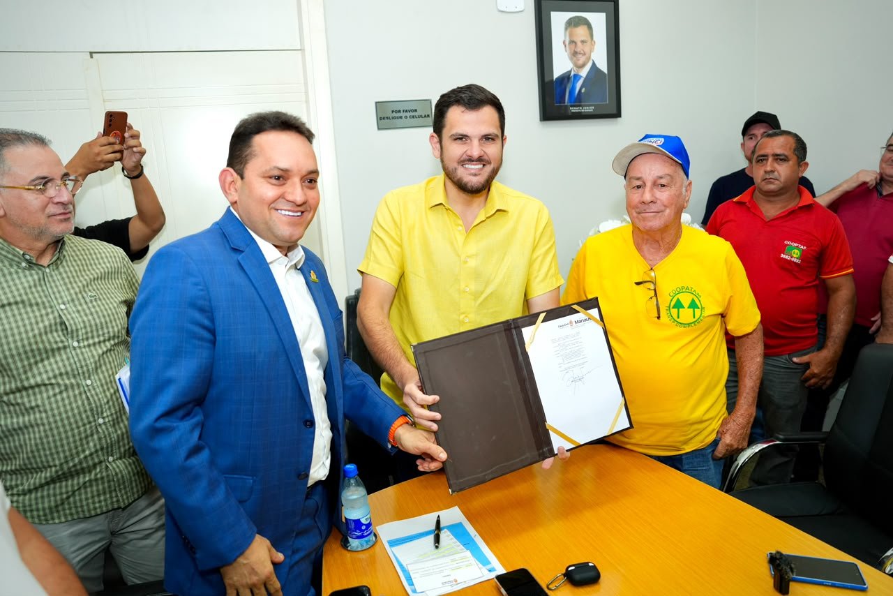Subsídio atende reivindicação de 25 anos do transporte complementar de Manaus