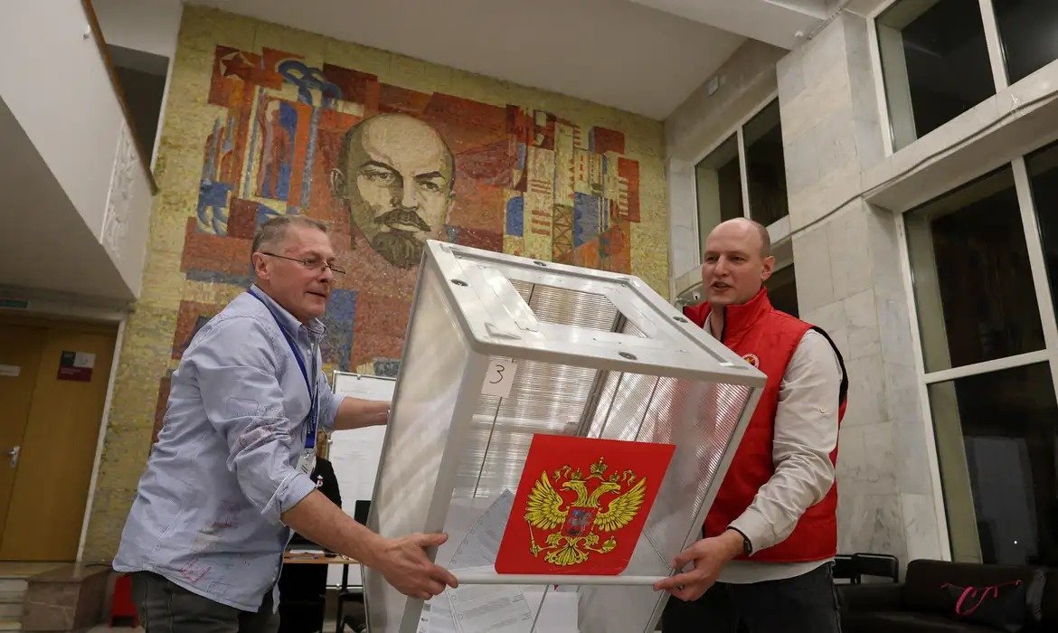 Eleição para Duma russa registra ataques contra sistemas digitais