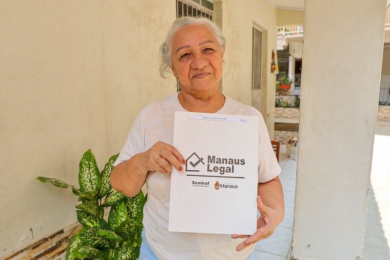 626 imóveis recebem documentação definitiva em Manaus
