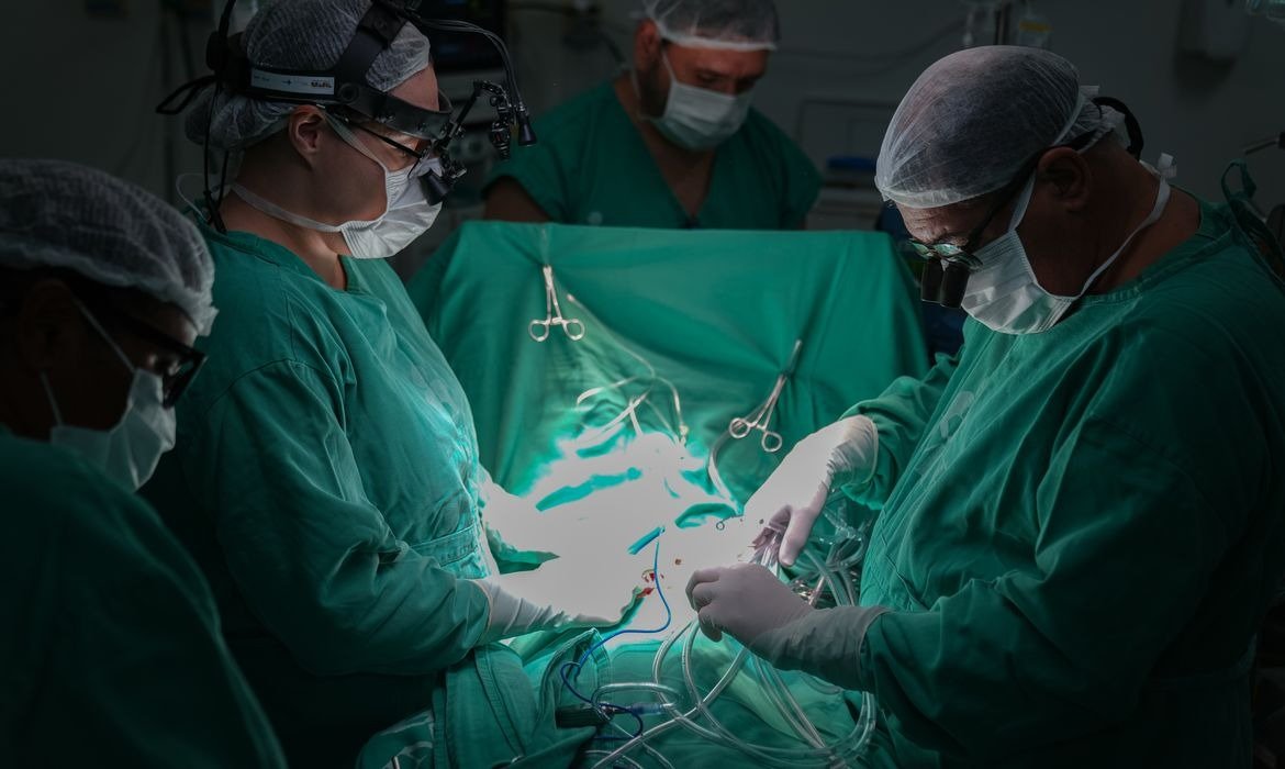 Governo amplia fiscalização sobre hospitais particulares com nova estratégia