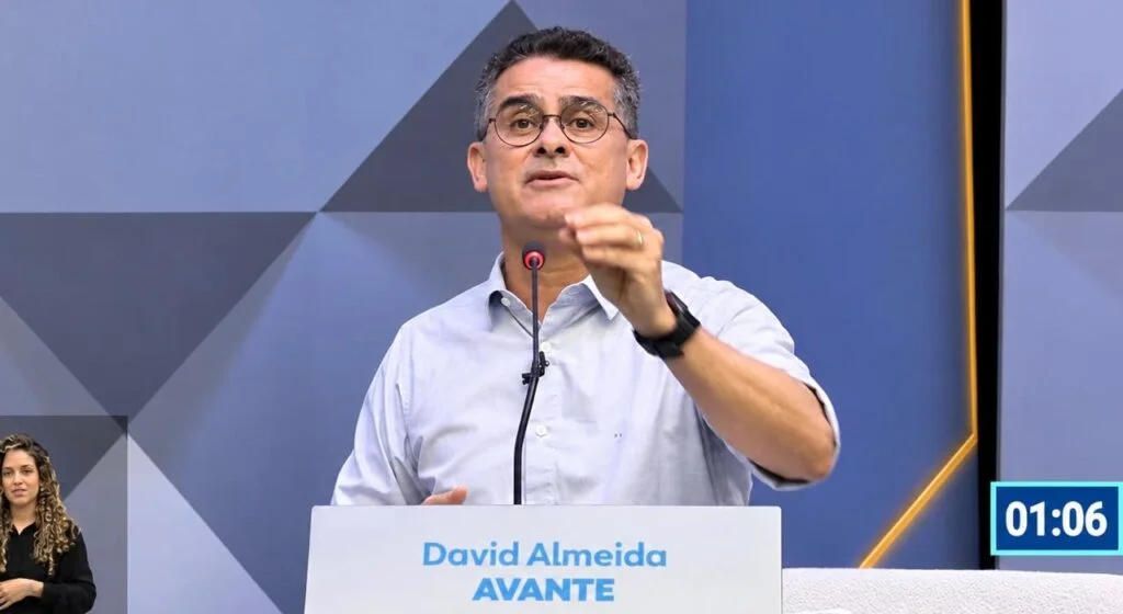 David questiona jogos de azar durante debate eleitoral