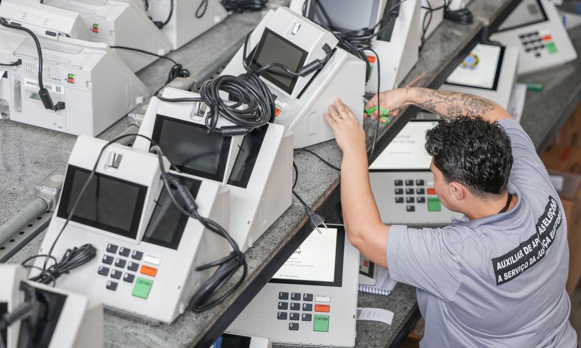 Como funciona o áudio da urna para pessoas cegas