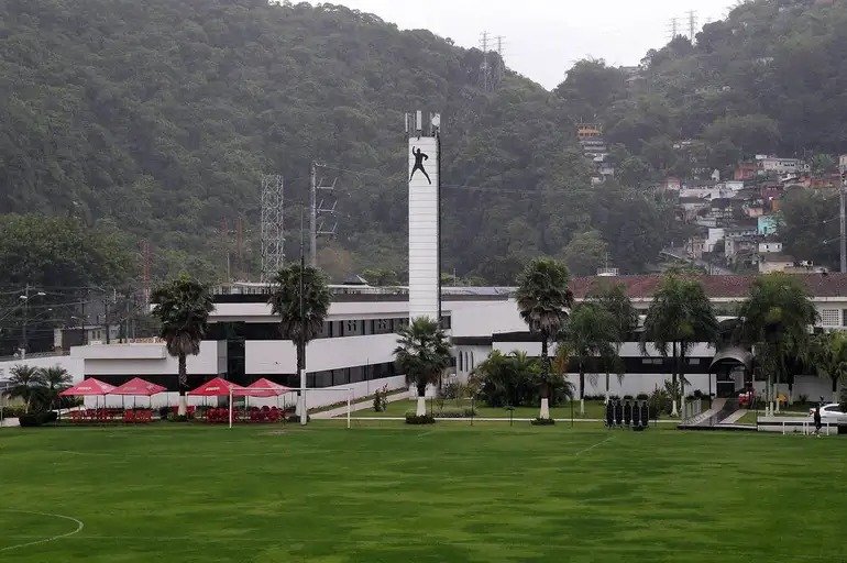 Santos mantém atividades no CT Rei Pelé após novo acordo